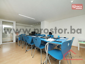 PROSTOR prodaje: Poslovni prostor, 68,80m2, Hrasno