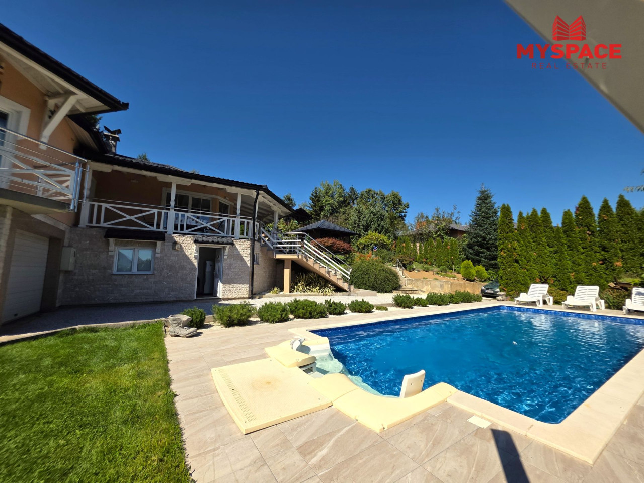 MY SPACE/ Kuca sa bazenom/ Misevici/ 239m2 2