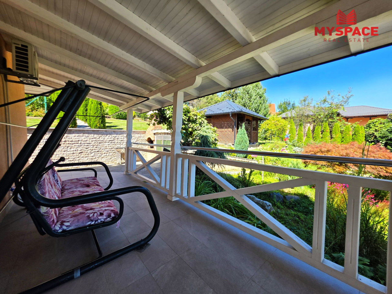 MY SPACE/ Kuca sa bazenom/ Misevici/ 239m2 6