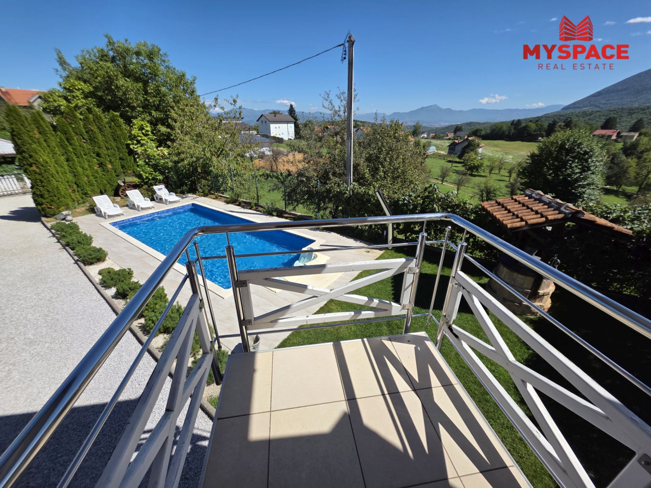 MY SPACE/ Kuca sa bazenom/ Misevici/ 239m2 10