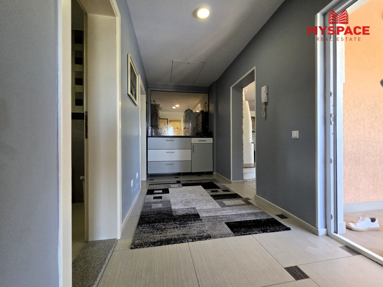 MY SPACE/ Kuca sa bazenom/ Misevici/ 239m2 13