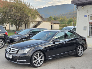 MERCEDES-BENZ C 300 4MATIC AMG