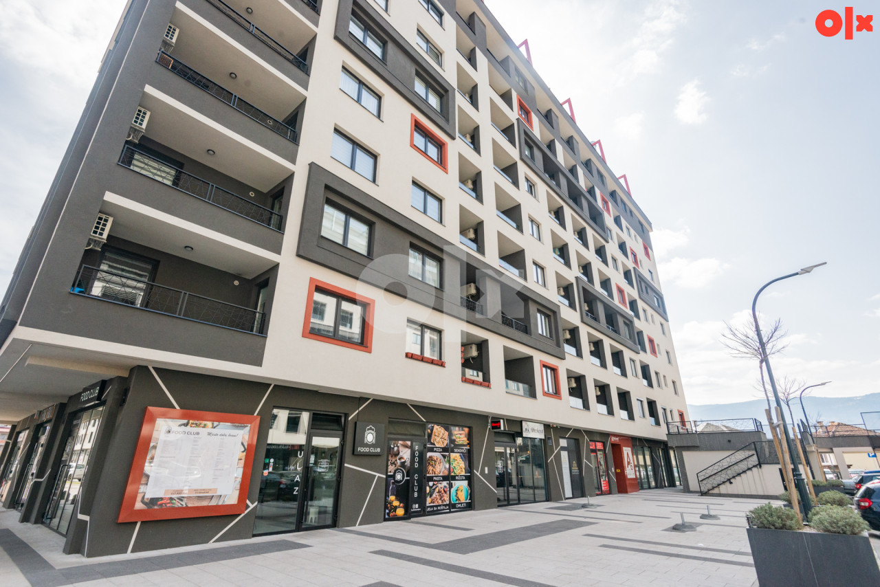Stan na Dan -Penthouse/ Bulevar / ELITE TWO  sa parkingom