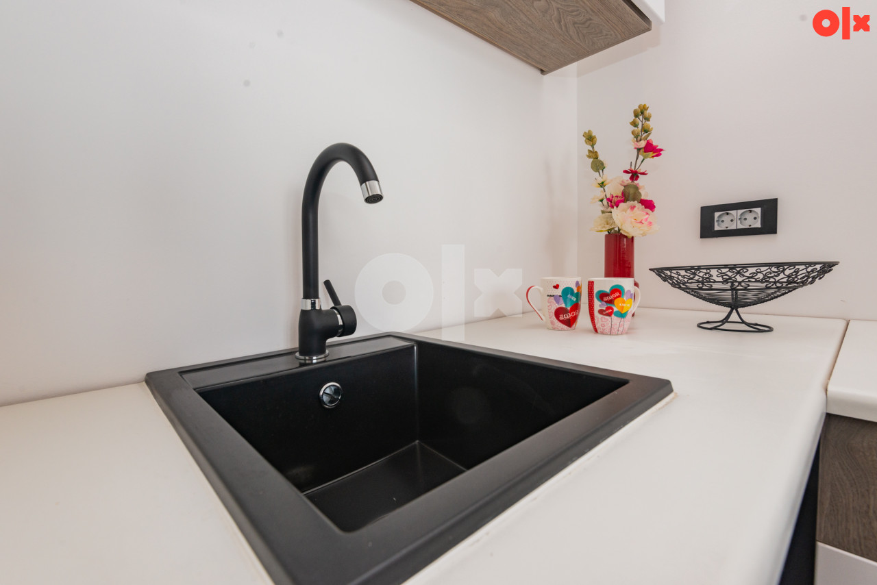 Stan na Dan -Penthouse/ Bulevar / ELITE TWO  sa parkingom - Widok 4