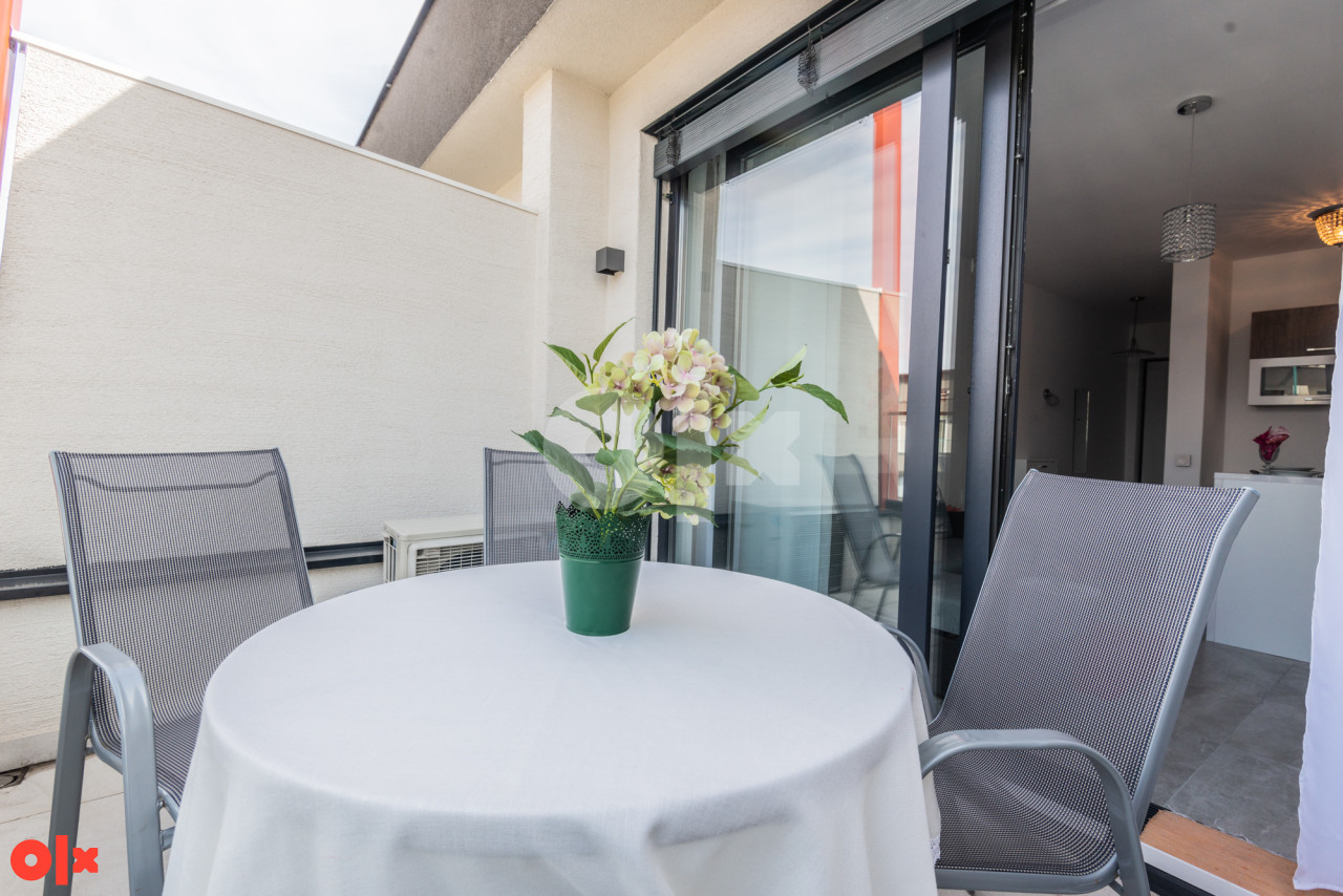 Stan na Dan -Penthouse/ Bulevar / ELITE TWO  sa parkingom - Widok 5