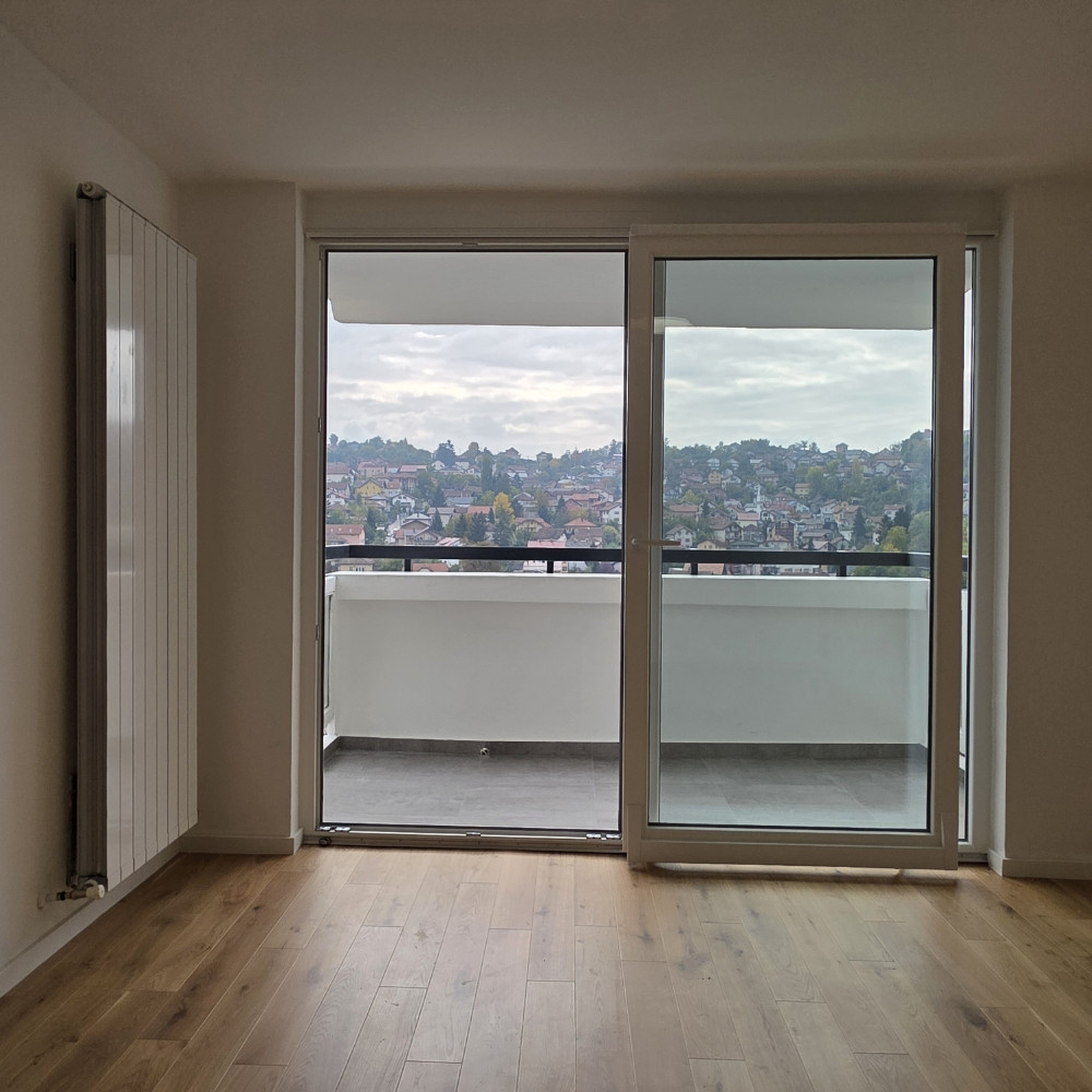 Prodaja renoviran stan Sarajevo - Novo Sarajevo 2