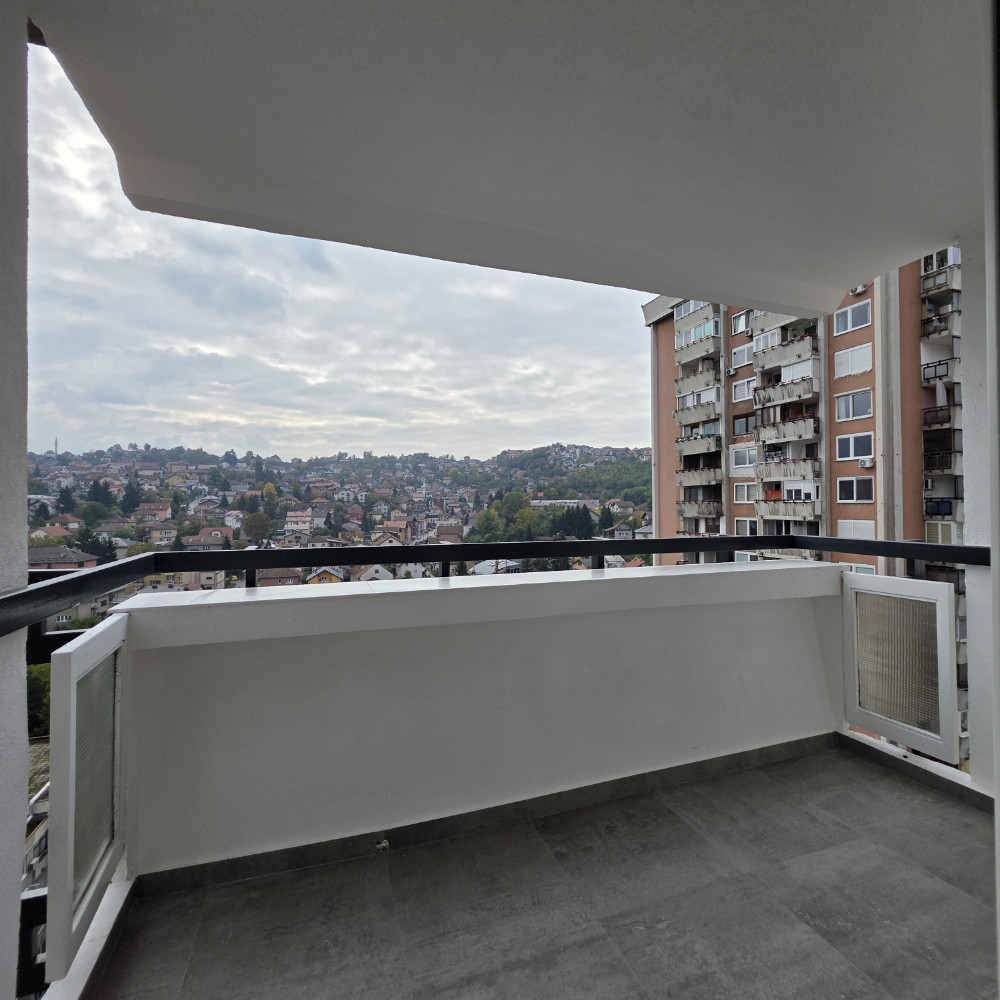 Prodaja renoviran stan Sarajevo - Novo Sarajevo 10