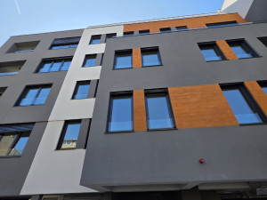 Top ponuda! Stan/poslovni prostor prodaja Grbavica Sarajevo