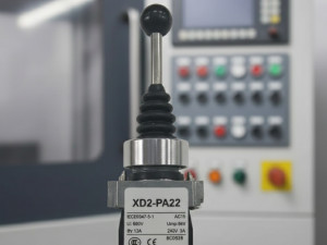 Industrijski Džojstik Prekidač 2 Položaja XD2-PA22 Momentary 2NO