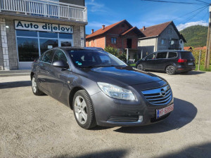 Opel Insignia 2.0 96 kw automatik u zamjeni 8500