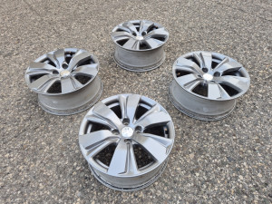 Alu felge 16 4x108 Peugeot 2008 / ORIGINAL