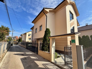 Uknjižena kuća sa dvorištem na dobroj lokaciji, Vojničko polje photo 4