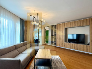 LUX Trosoban stan sa garažom, naselje Nova Varoš