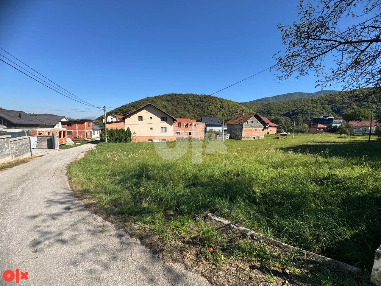 Zemljište naselje Binježevo uz M-17 površine 4972m2