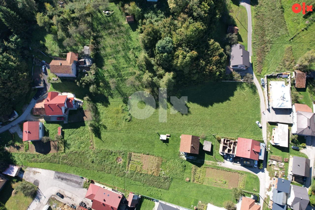 Zemljište naselje Binježevo uz M-17 površine 4972m2 9