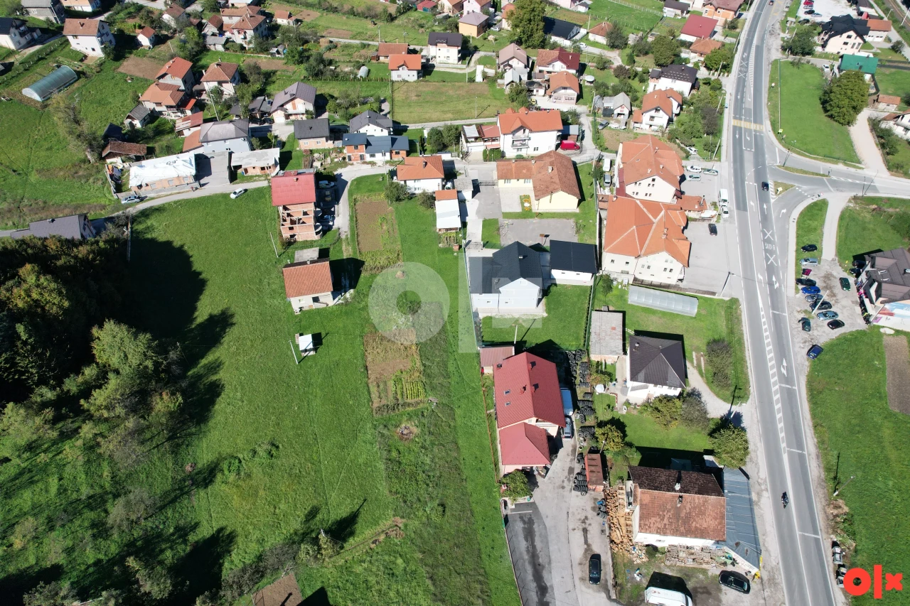 Zemljište naselje Binježevo uz M-17 površine 4972m2 2