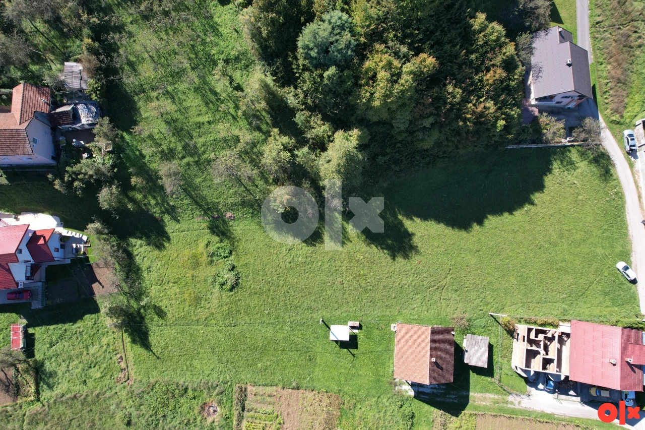 Zemljište naselje Binježevo uz M-17 površine 4972m2 12
