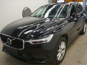 USKORO; Volvo XC60 B4 AWD (4x4) A Momentum Pro