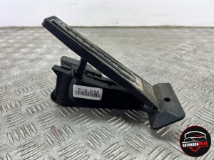 PAPUČICA GASA BMW G20 G21 3  6871054 512-244
