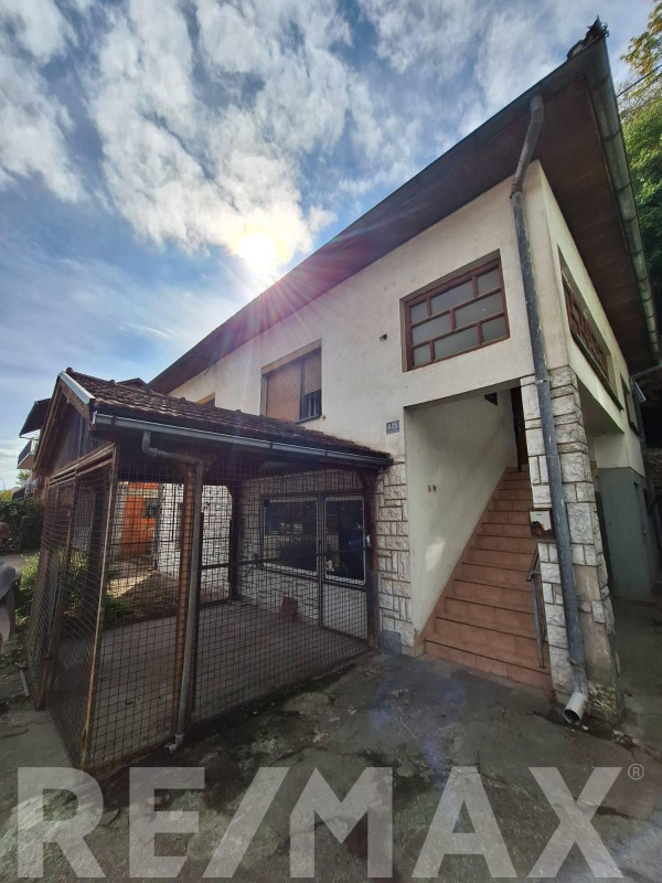 PRODAJA STAMBENO POSLOVNOG  objekta kod Kožare-Lauš-Pavlovac 5
