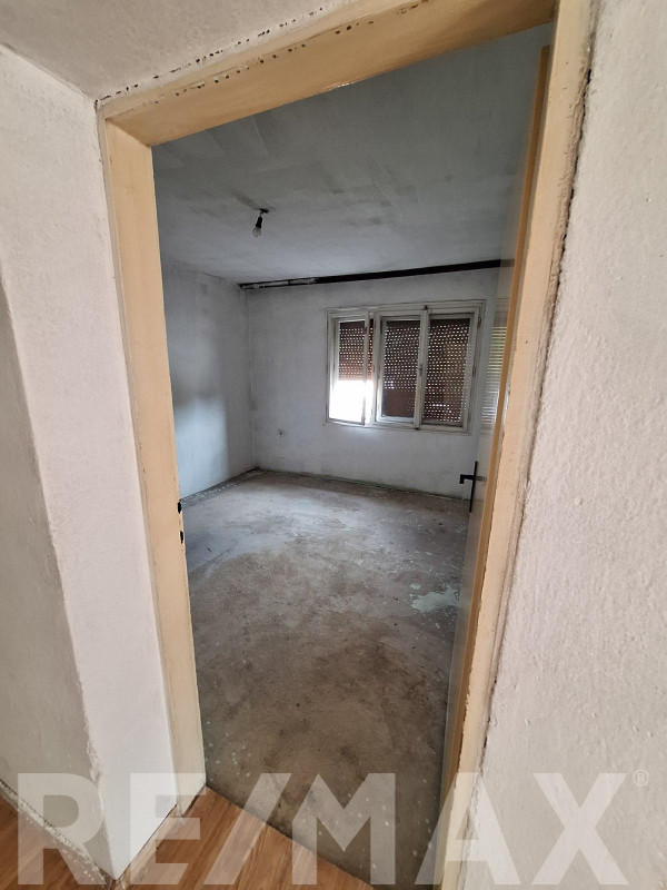 PRODAJA STAMBENO POSLOVNOG  objekta kod Kožare-Lauš-Pavlovac 10