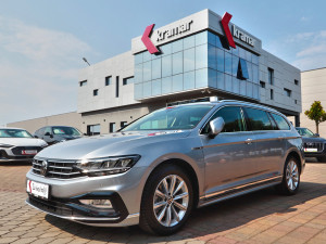 Volkswagen Passat 2.0 TDI Karavan DSG-Tiptronik R-Line FACELIFT