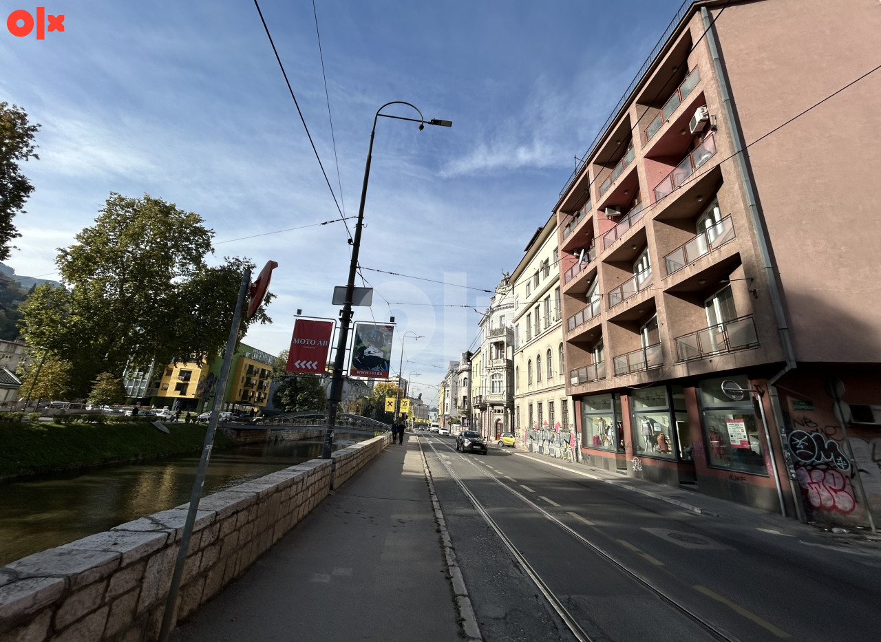 GRUNT - Poslovni prostor Sarajevo - Obala Kulina bana 68 m2 2