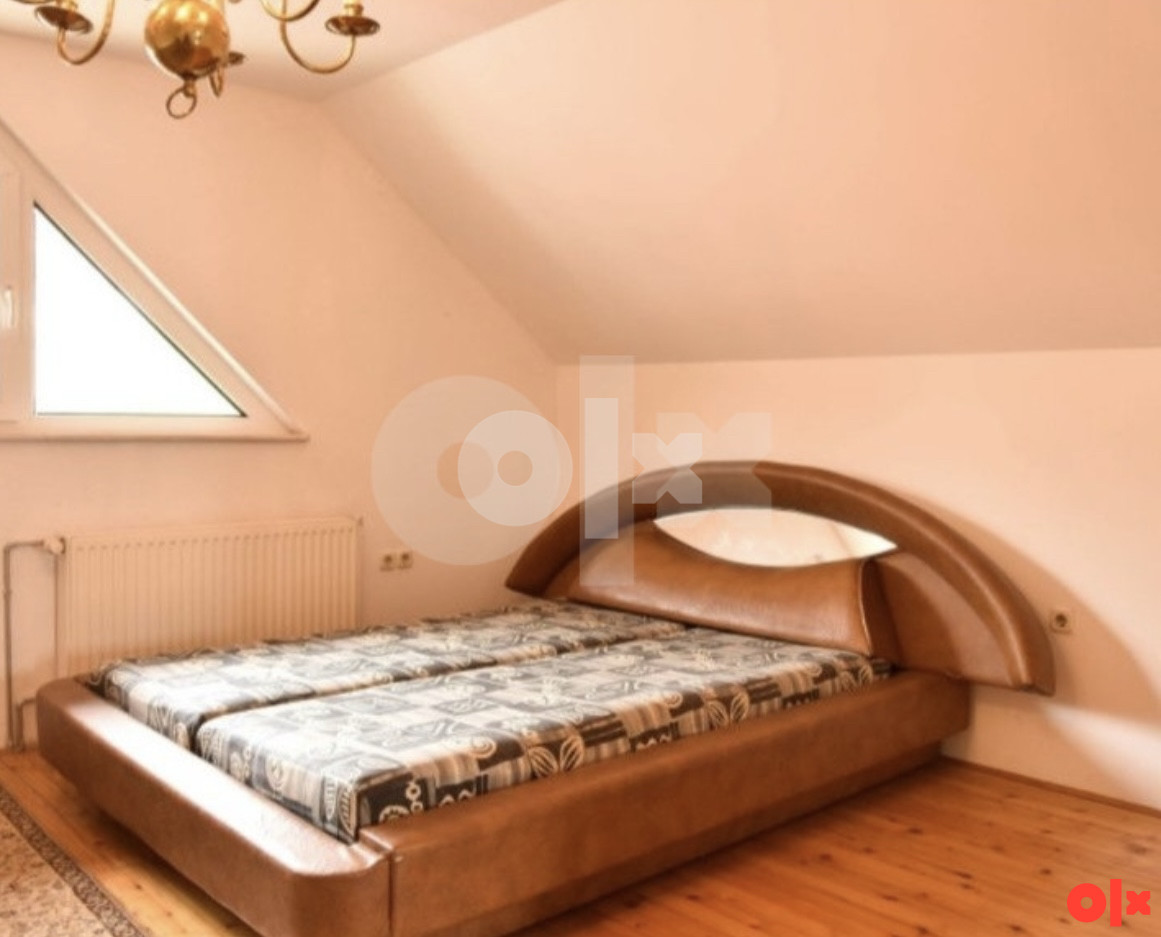 PRODAJEM STAN BISTRIK STARI GRAD 155 KVADRATA PAPIRI 1/1 POVOLJNO 7