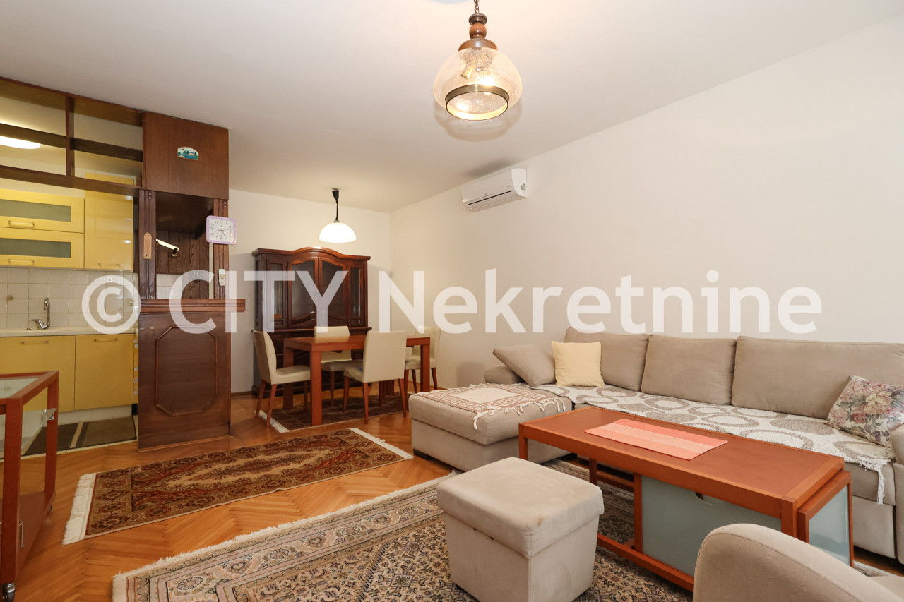 Dvosoban namješten stan - Centar - Jezero - 55 m² - Widok 5