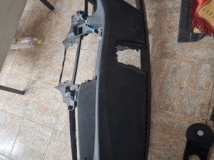 INSTRUMENT TABLA SA JASTUCIMA BMW F01 F02(OSTALI DIJELOVI)