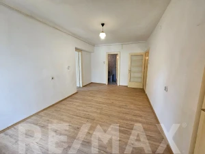 Trosoban stan u srcu grada - investicioni potencijal photo 4