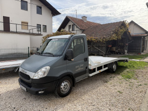 IVECO DAILY VUČNA SLUŽBA ŠLEPA 3.0DIZEL 2012