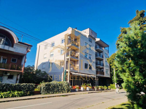 Prodaja stan i garažno mjesto Banja Luka 72m2