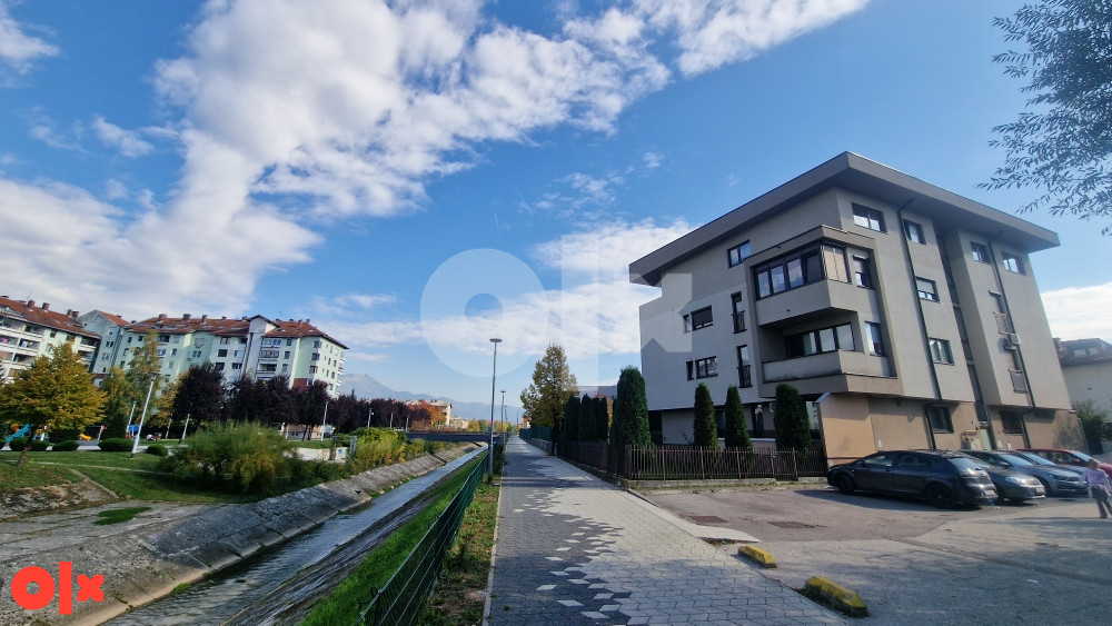Trosoban stan Dobrinja V, 105m2 I Sky Nekretnine