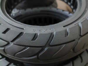 Puna Guma za romobil 10x2.5 trotinet