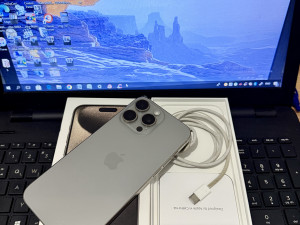 IPHONE 15 PRO MAX 256GB ODLICAN 86% BAT FUL PAKET