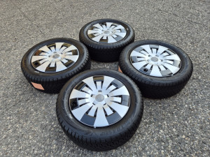 Celicne felge 16 5x112 Audi A3 8P 8V sa ratkapama i gumama 205/55