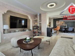 Penthouse površine 189 m2 sa terasom 60 m2! ID 4127/ZP