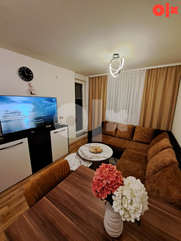 Stan na dan Istočno Sarajevo Lukavica 066888246 9