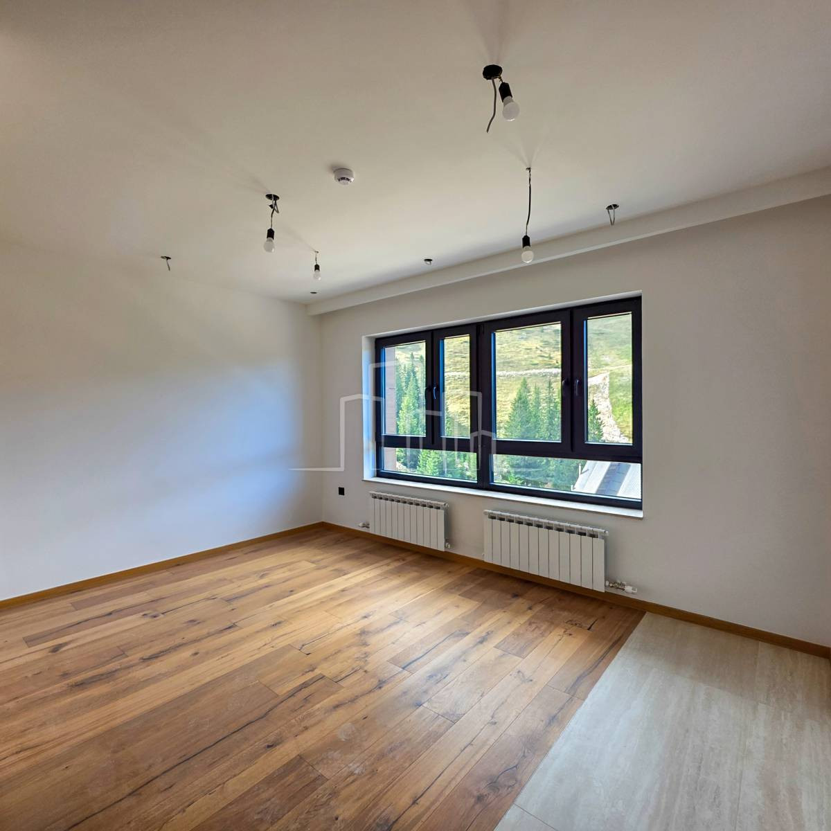 Prodaja apartman sa jednom spavaćom 33m2 Horizont Jahorina 25