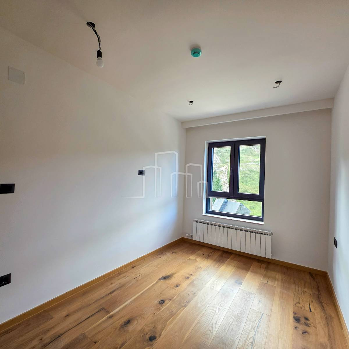 Prodaja apartman sa jednom spavaćom 33m2 Horizont Jahorina 37