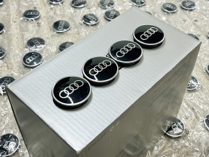 AUDI - ORIGINAL*** CEPOVI !!! NOVO !!! POKLOPCI ZA FELGE