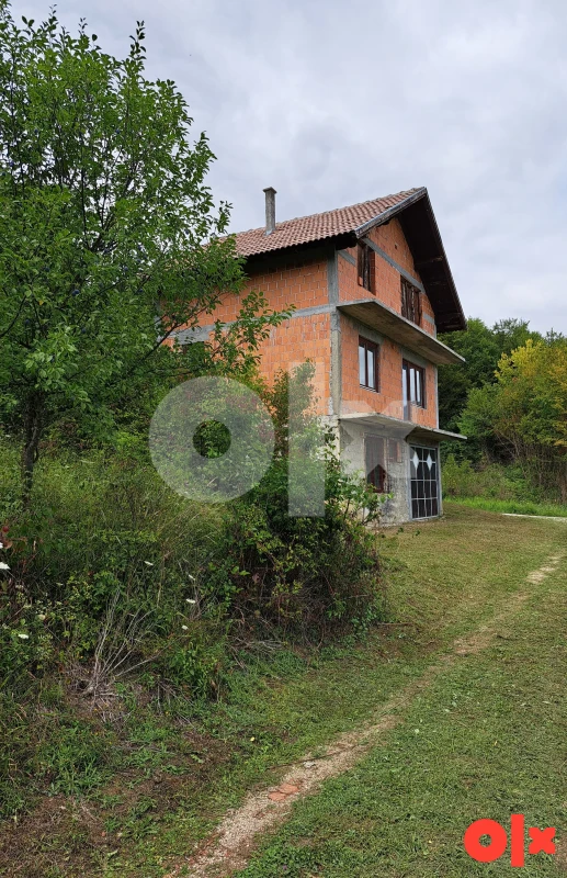 Kuća Ključ 120m2 i povrsina zemljista 19 dunuma 100 000 KM. 3
