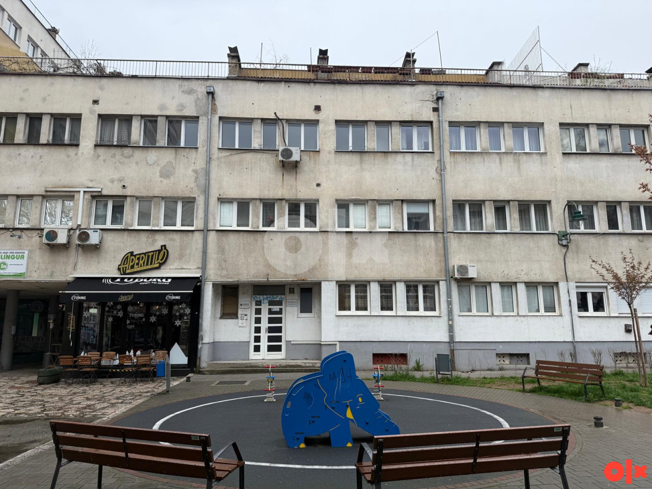Dvosoban stan u samom centru, Branilaca Sarajeva