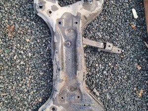 Most prednji skoda fabia 1.4 diz 2009 god