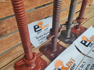 Navojne stope za skelu