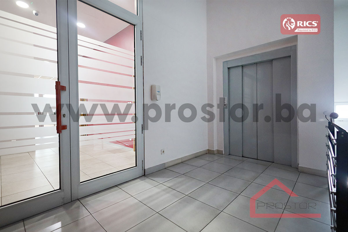 PROSTOR izdaje: Poslovni prostor, Novi Grad 13