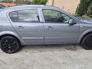 Opel Astra H 1.7 Dizel 2006 god.