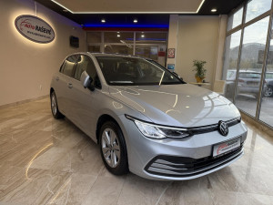 Volkswagen Golf VIII 2.0 TDI 2021. god.