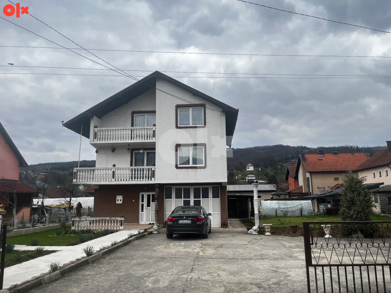 Odlicna lokacija/Kuca sa zemljistem